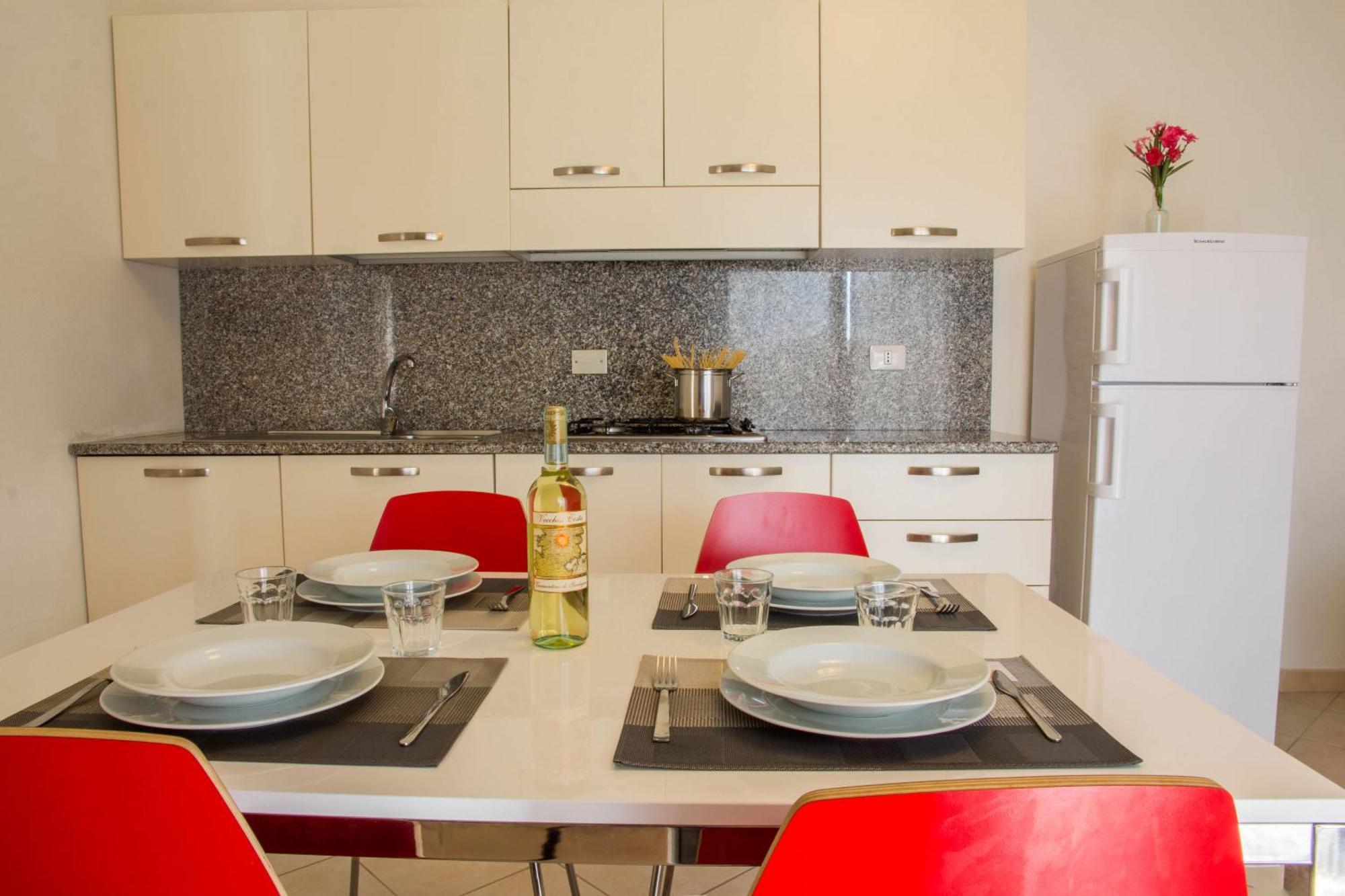 Gf Apartments La Vigna Badesi Kültér fotó