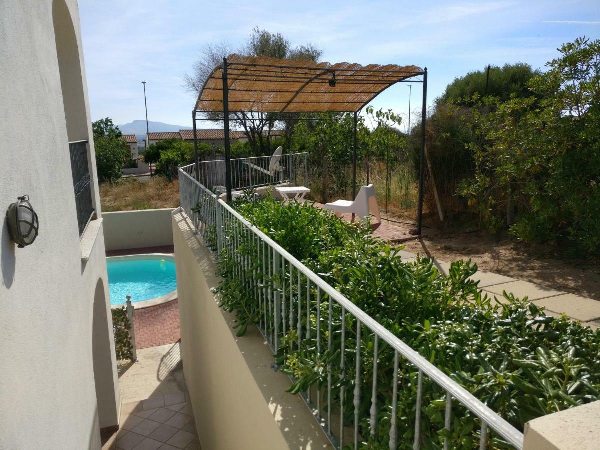 Gf Apartments La Vigna Badesi Kültér fotó
